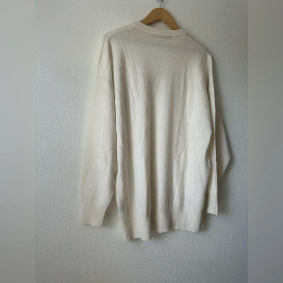 JENNI KAYNE Charlie V-Neck Sweater Ivory Cashmere for @Odessarose1947 - Picture 10 of 12